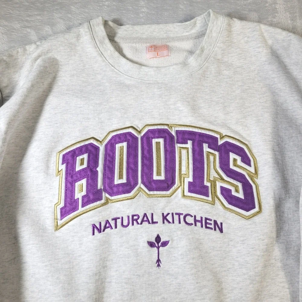 Roots Natural Kitchen Sweatshirt Mens L Grey Purple Embroidered Crewneck Fleece